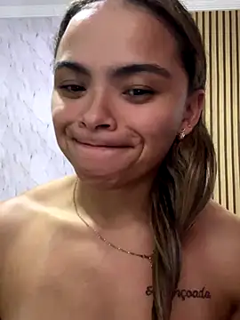 safadinhaquenteW live sex cam