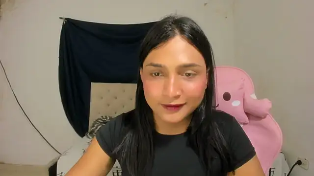 Miss_noah18 live sex cam