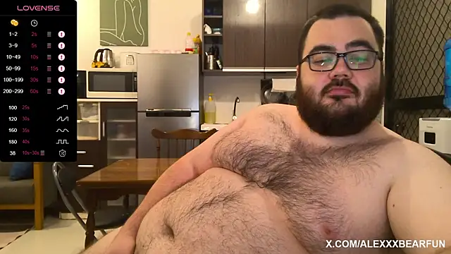 alexxxbear live sex cam