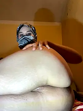 SaraChouchou live sex cam