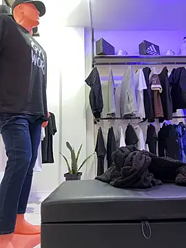 kim_monti live sex cam