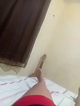 Ravena2290 live sex cam