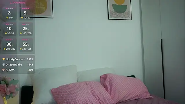 SusannaScholler live sex cam