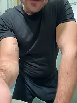 giovan2020 live sex cam