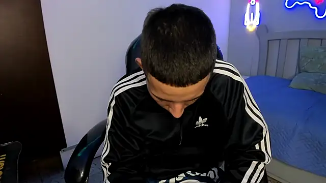 JackSwan18 live sex cam