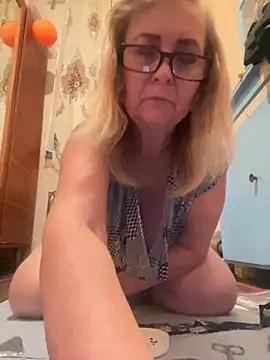 Irina2909@xh live sex cam