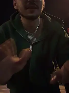 mertkaan27 live sex cam