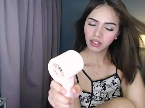 Moonmaiden_ live sex cam