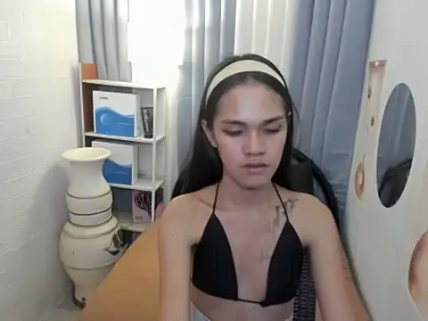 XxBigCockAliyahxX live sex cam