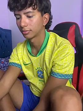 Leonarrrd_01 live sex cam