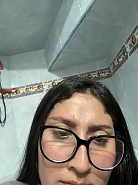 croftsmila live sex cam