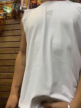 Leonardmoppet live sex cam