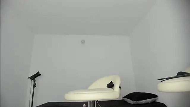 SARA_TS_FOX live sex cam