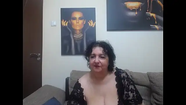 maturekorine live sex cam