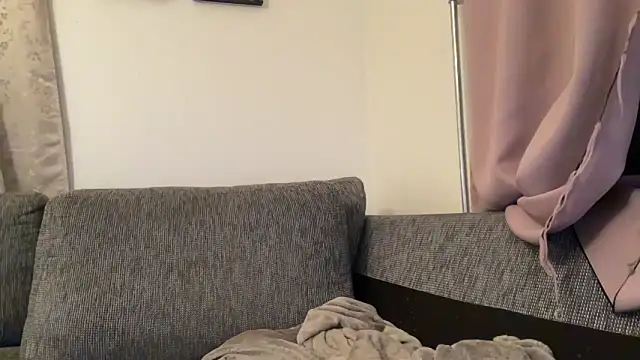 cumwithmee3 live sex cam