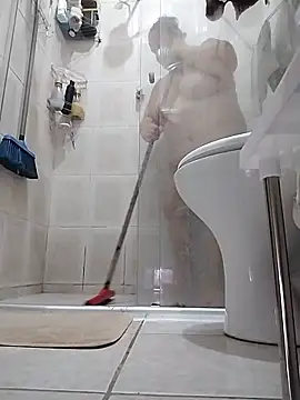 Yaya_Mineira live sex cam