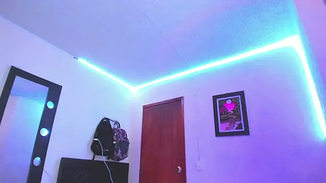 PapiNoha live sex cam