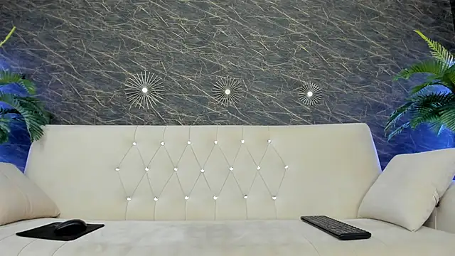 Maya_Lisa live sex cam