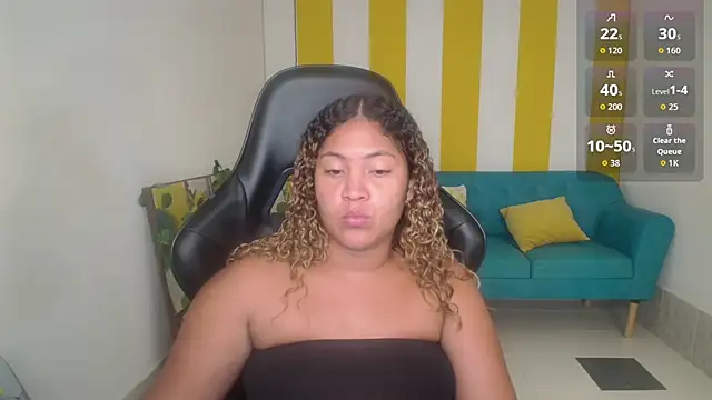 Cristal_War live sex cam