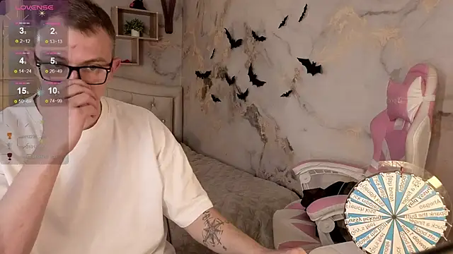 Crystal-Nuts live sex cam