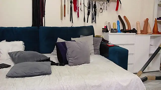 NikAndKate live sex cam