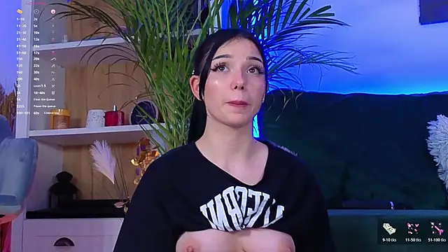 Avery-- live sex cam