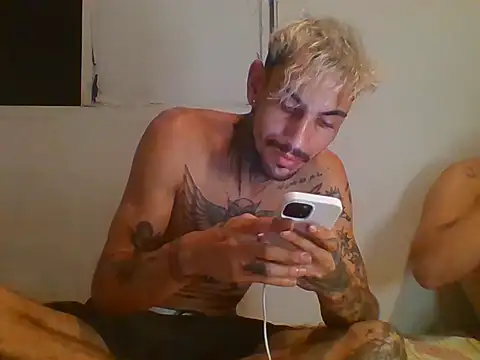 PitbullDiablo1 live sex cam