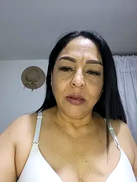 Gina_Myers live sex cam