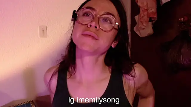 emily_pearl_ live sex cam