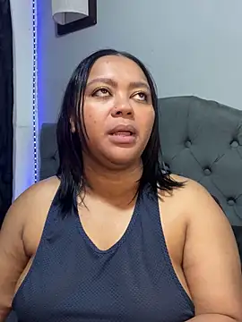 yanza2002 live sex cam