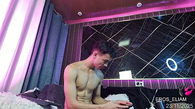 eroseliam live sex cam