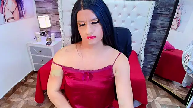 TRINY_TS live sex cam