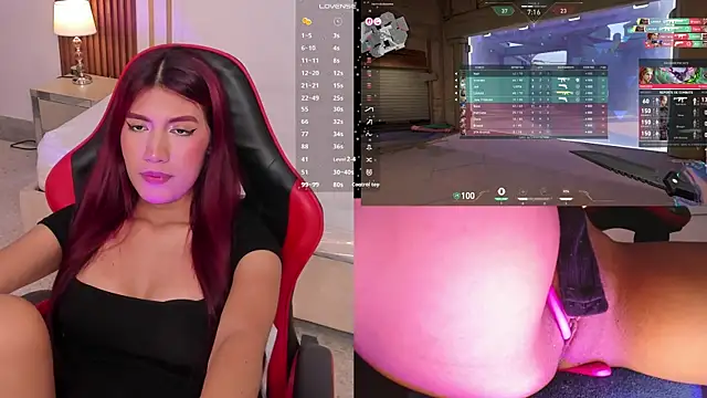 MiaVoss live sex cam