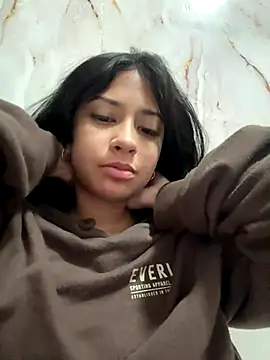 lynn9000 live sex cam