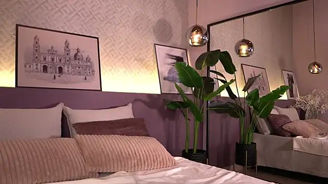 ElleDiane live sex cam