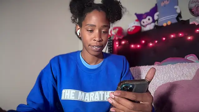 Cum2Charm live sex cam