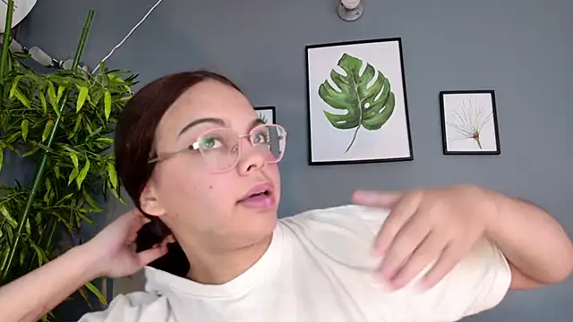 miaa_lux live sex cam