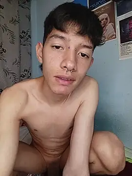 heyy_noah11 live sex cam