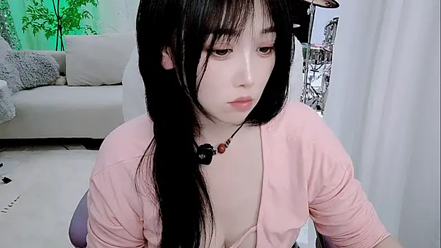 Evangelin-e live sex cam