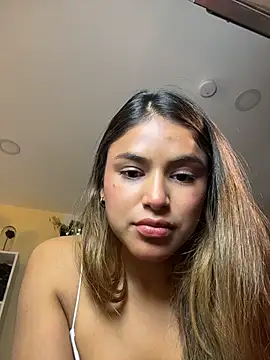 SaraParisi live sex cam