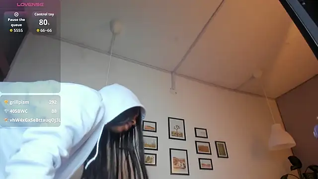 Coco_joness live sex cam