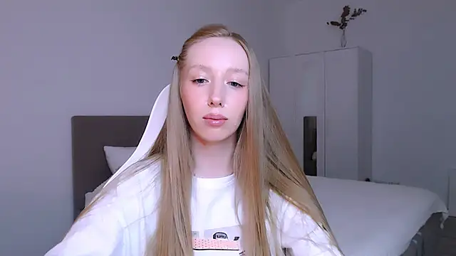 Luna_insniity live sex cam