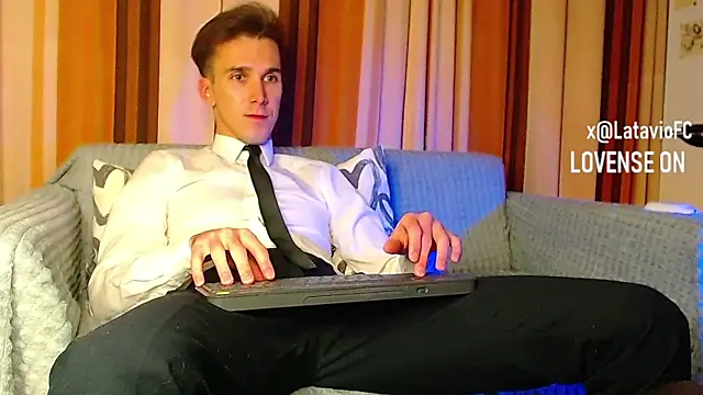 Midnighter_ live sex cam