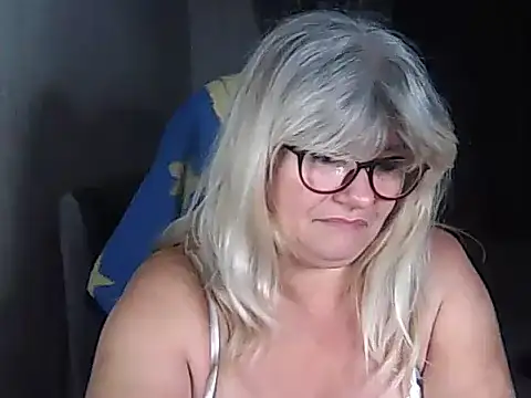 Diana_49 live sex cam