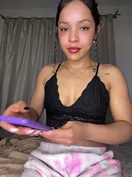 Yasmin777_ live sex cam