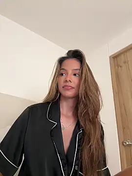 Bella_cutte_ live sex cam