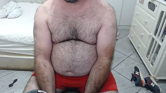 MysterBearMG live sex cam