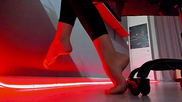 Yourweakness777 live sex cam