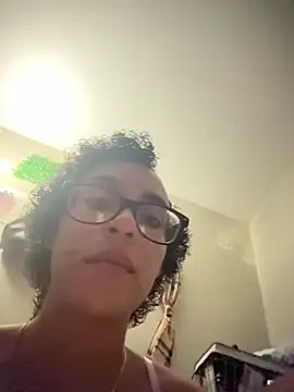 Honeydipp73 live sex cam