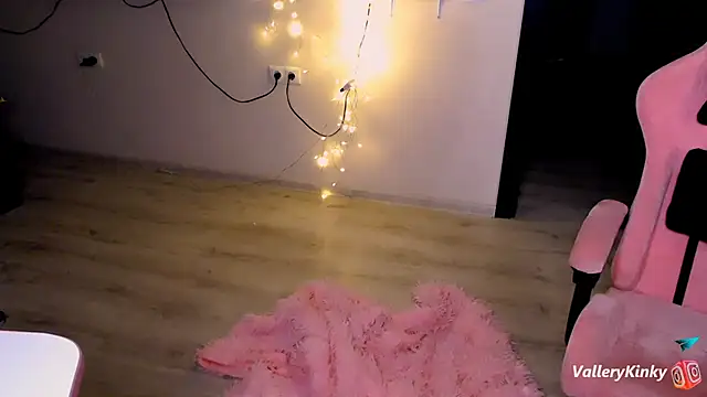 VelleryKinky live sex cam
